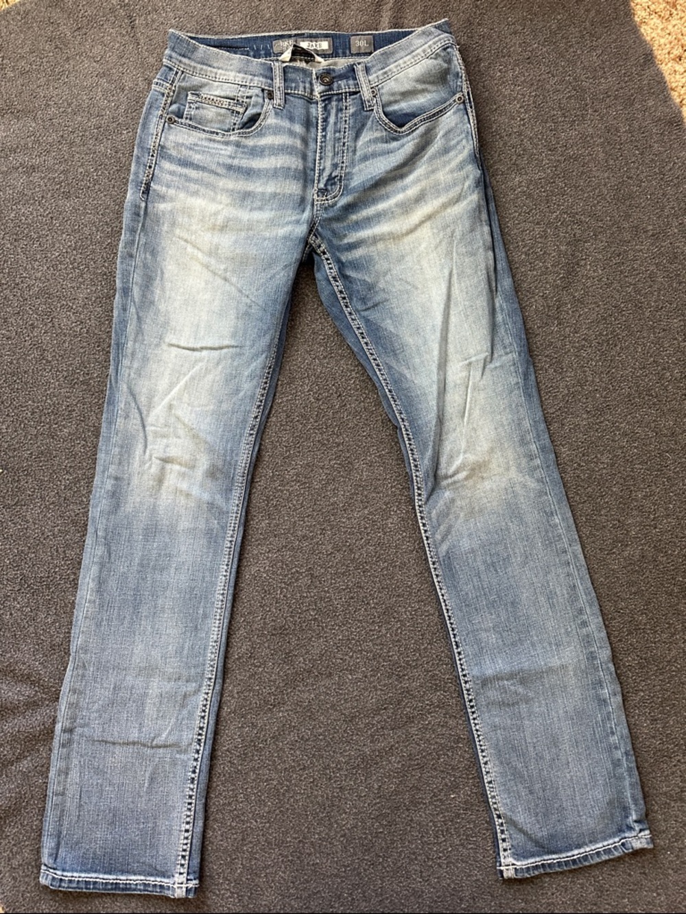 BKE Straight Light Blue Wash Men’s Jeans; 30L